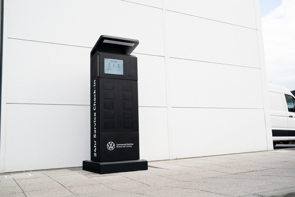 Breeze Outdoor kiosk